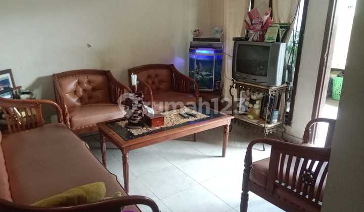 Disewakan Rumah Minimalis Dan Strategis Di Cibodas Tangerang 1