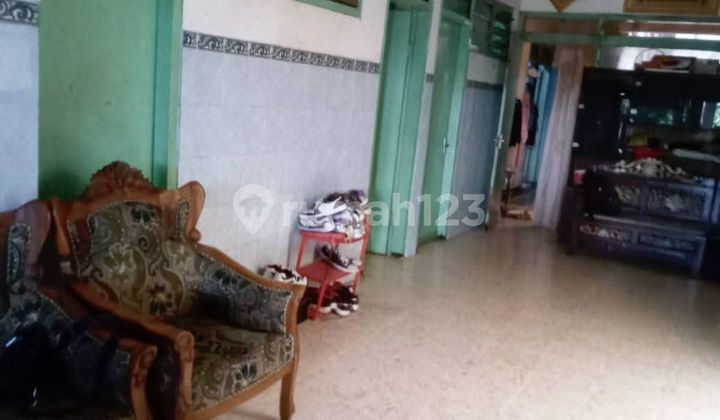 Quick Sale of a Spacious 14-Bedroom House in Gubeng, Surabaya 2