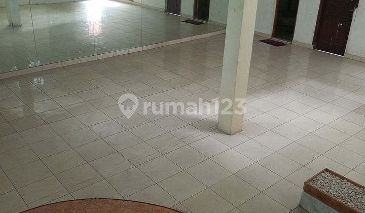 Quick Sale 286m² Spacious House In Cicaheum Bandung 2