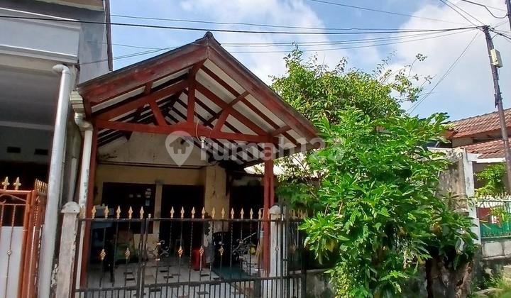 Quick Sale: Spacious 2-Story House in Harapan Indah