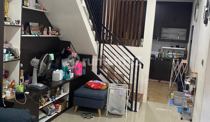 Quick Sale Ready-to-Occupy House in Ciputat Tangerang 2