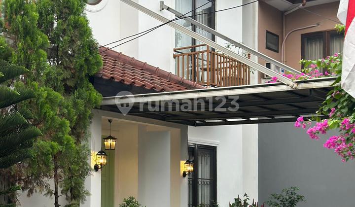 For Sale Nice House Strategic Location in Business Center Tebet South Jakarta 2