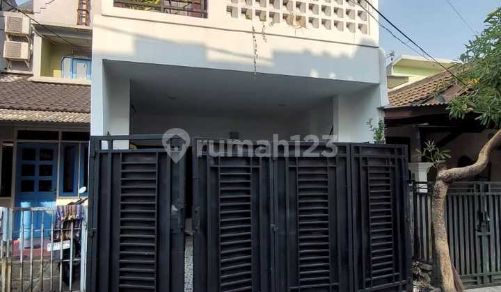 For Sale SHM 4 Bedroom House in Sector 1-2 BSD