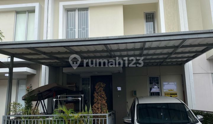 For Sale 2-Story House Semi Furnished Fully Renovated in Carillo Cluster at Gading Serpong.