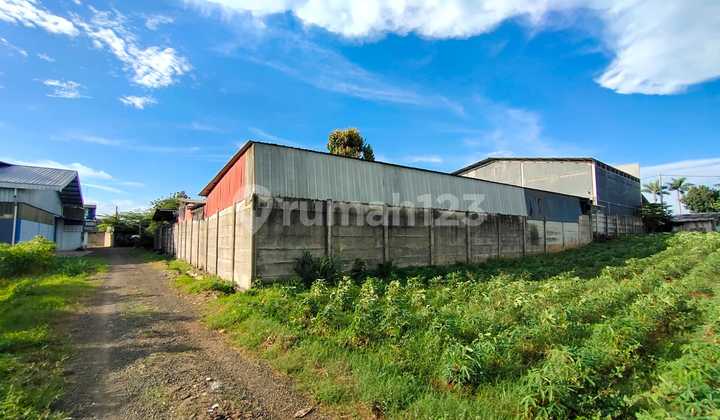 For Rent: Warehouse Complete with Employee Mess in Parung, Bogor For Rent: Warehouse Complete with Employee Mess in Parung, Bogor