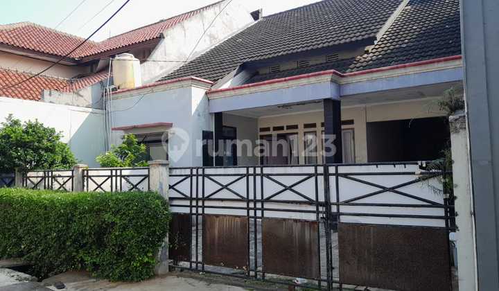 Dijual Rumah 1 Lantai 4 Kamar Tidur Tanah Luas di Batu Ampar Kramat Jati Jakarta Timur