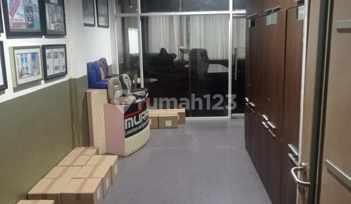 For Sale 2-Unit 3-Story Row House on Ciater Benda Main Road, Pamulang 2