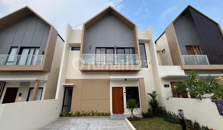 Dijual Rumah Modern Minimalis 2 Lantai 3 Kamar Tidur di Purbayan Baki Sukoharjo Jawa Tengah