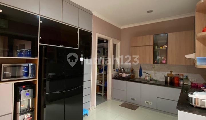 Djual Rumah Bagus Shm Semi Furnish 2 Lantai 3+1 Kamar Tidur di BSD Djual Rumah Bagus Shm Semi Furnish 2 Lantai 3+1 Kamar Tidur di BSD