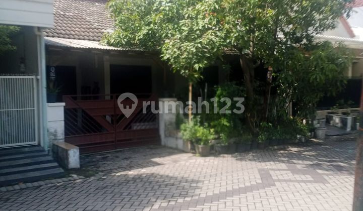Dijual Rumah 1,5 Lantai 4 Kamar Tidur Lokasi Strategis di Rungkut Surabaya