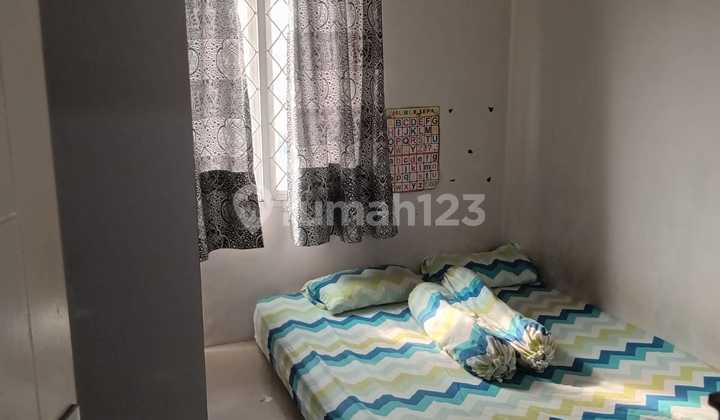 Dijual Rumah Lokasi Bebas Banjir Carport Muat 5 Mobil di Cikunir Bekasi Selatan 2