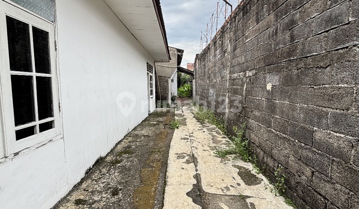 For Sale: Commercial Building with 2,400 sqm Land Area, Strategically Located on Dewi Sartika Main Road, Ciputat, South Tangerang. 2