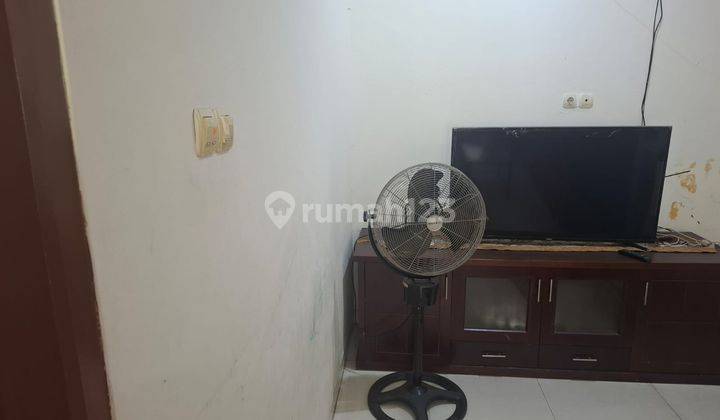 Disewakan Rumah Full Furnish 5 Kamar Tidur Di Serpong Tangsel 2