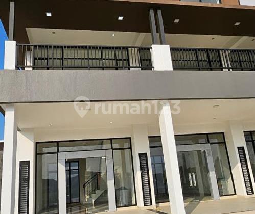 For Rent: Shop House on Main Road, Near Pahoa School, Summarecon Crown Gading 2