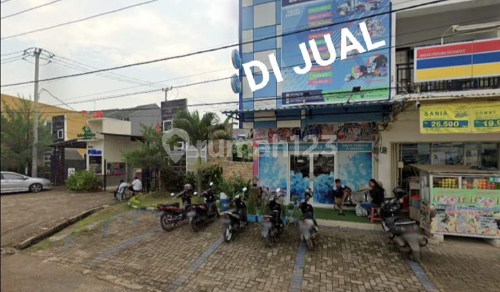 Cheap Shop House for Sale in Mustikajaya, Bekasi Due to Moving Out. 2