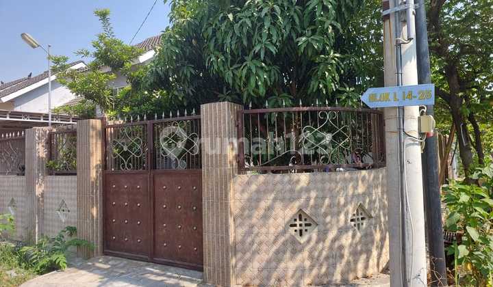 Ddijual Rumah Satu Lantai dengan Backyard Luas SHM di Sidoarjo Surabaya Ddijual Rumah Satu Lantai dengan Backyard Luas SHM di Sidoarjo Surabaya