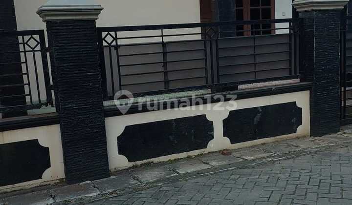 Dijual Rumah 5 Kamar Tidur Diciledug Tangerang
