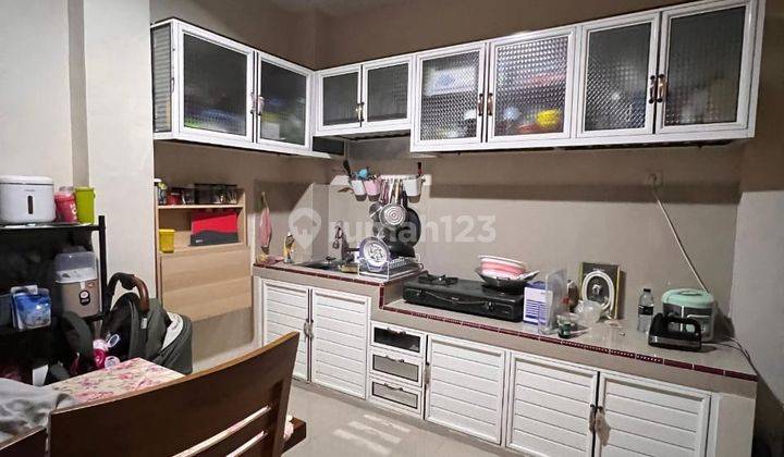 Dijual Rumah Bagus Semi Furnsih Di Manukan Surabaya  2