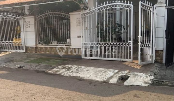 For Sale Nice House with SHM, Land Area 243 Meters in BSD 2