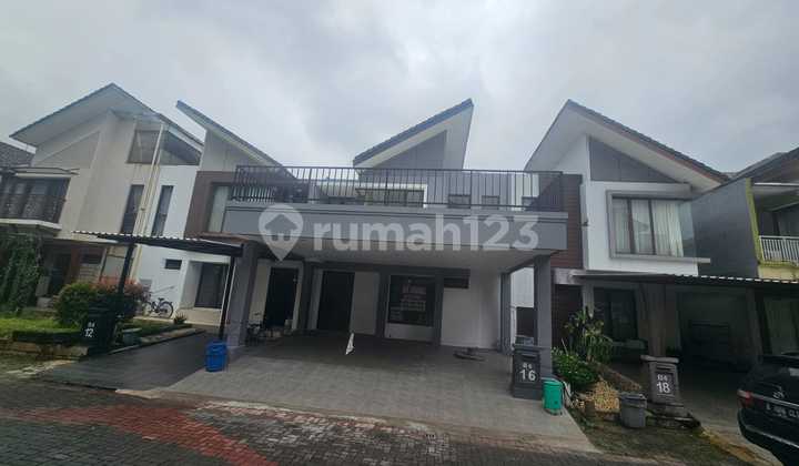 Di Jual Rumah Bagus SHM 3+1 Kamar Tidur 2 Lantai Si Serenade di Gading Serpong 1