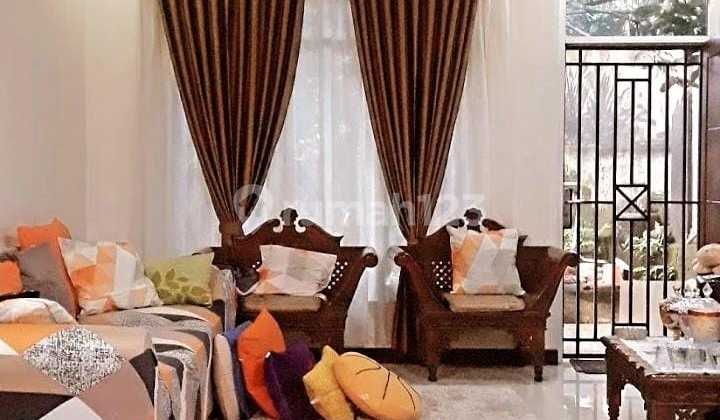 For Sale Quick 2-Story House in Royal Karawaci Cluster 2