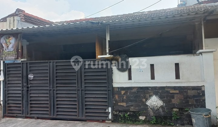 Dijual Rumah di Jalan Utama bisa untuk Usaha di Medang Lestari di Gading Serpong