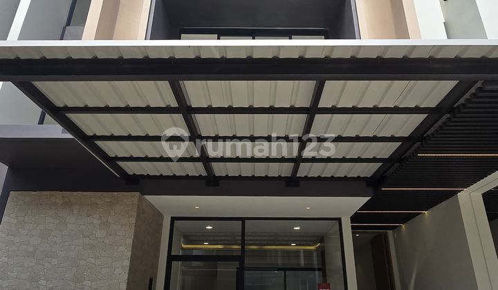 For Rent 3-Story Fully Furnished House 3+1 Bedrooms in Like-New Condition Strategically Located in BSD City Center