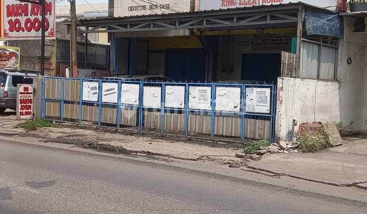 For Sale: Strategic Location Shop House on the Main Road in South Tambun 1