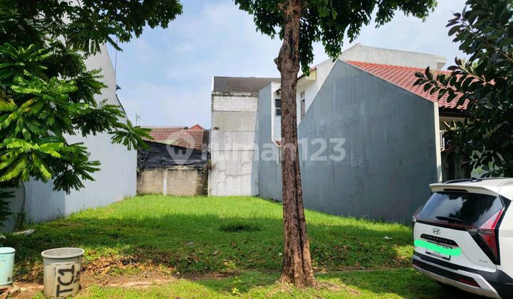 For Sale Plots of Land in Kencana Loka Bsd