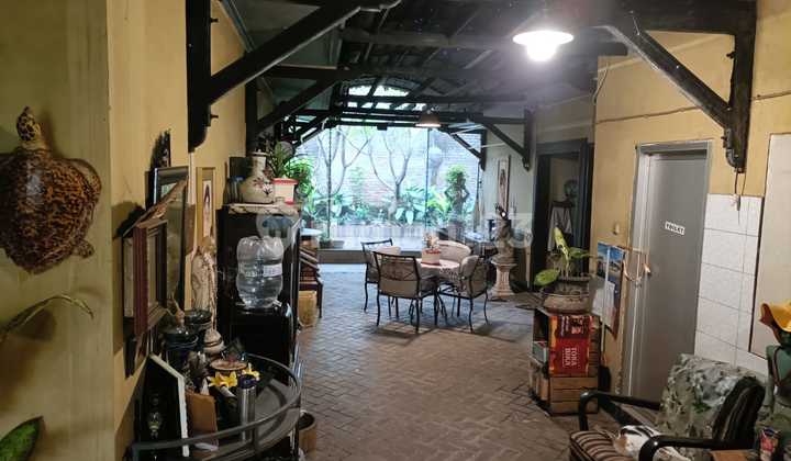 For Sale Working House Strategic Location on Main Highway Ijen Mojokerto