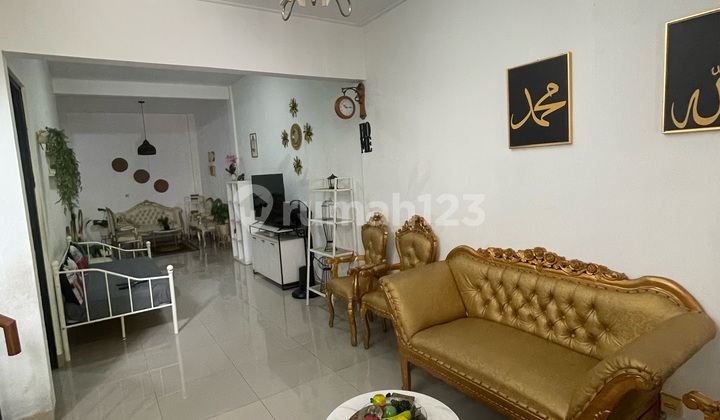 Dijual B U Rumah 3 Lantai 4 Kamar Tidur Full Renovasi Di Kota Harapan Indah