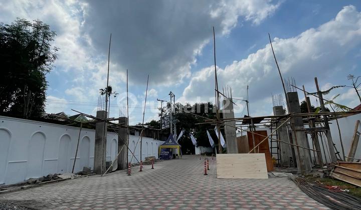 Bebas Banjir, Rumah, 2 Lantai Dekat Sekolah Al Azhar Bebas Banjir, Rumah, 2 Lantai Dekat Sekolah Al Azhar