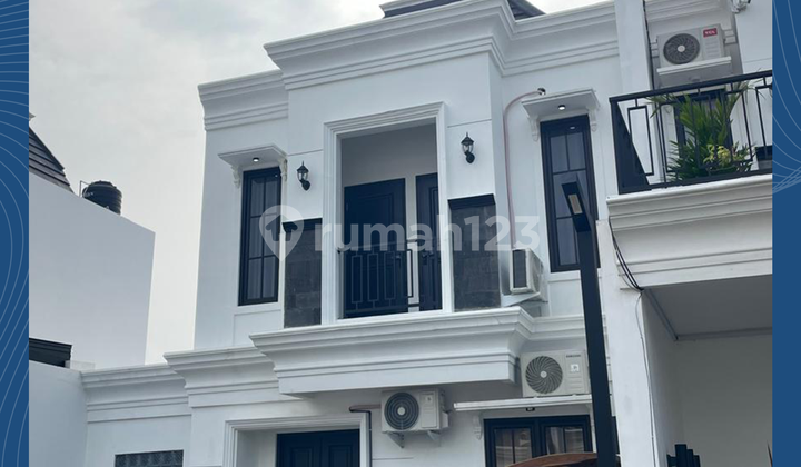Rumah, 2 Lantai, SHM, di Pati Wetan Dekat Sekolah Al Azhar Pati 1
