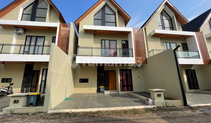 Free Biaya Notaris, Rumah, 2 Lantai, SHM Free Biaya Notaris, Rumah, 2 Lantai, SHM