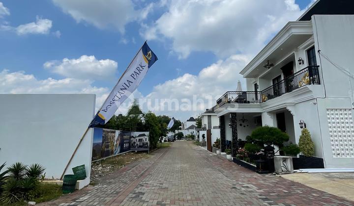 Bonus Canopy, Rumah, 2 Lantai, SHM Bonus Canopy, Rumah, 2 Lantai, SHM