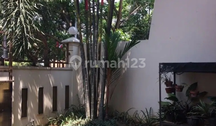 Rumah Mewah Strategis Di Jalan Cemara Raya Banyumanik 2