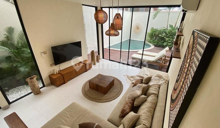 Sewa: Vila Modern 2BR Baru di Ungasan