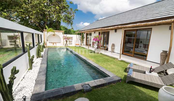 Under Market Price: 4BR Leasehold Villa in Padonan Under Market Price: 4BR Leasehold Villa in Padonan