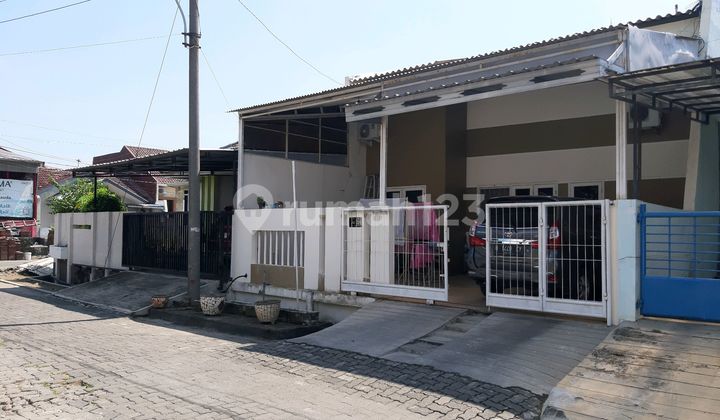 Rumah Terletak Di Tengah Kota Di Semarang Barat 2