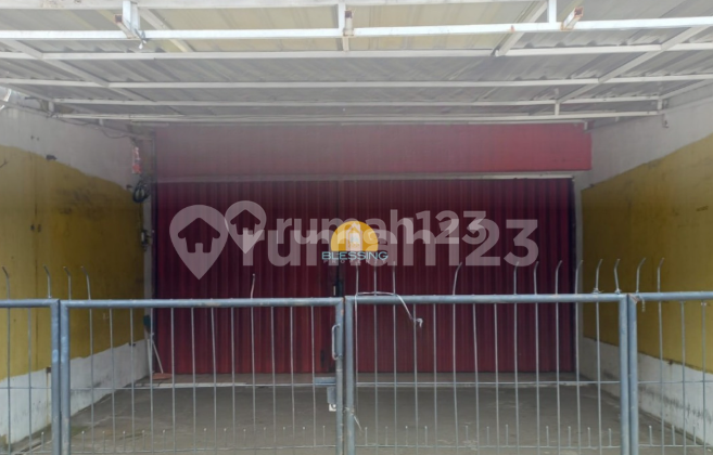 Business House in East Semarang Area, Jl. Tentara Pelajar, 342 M2, Unfurnished,