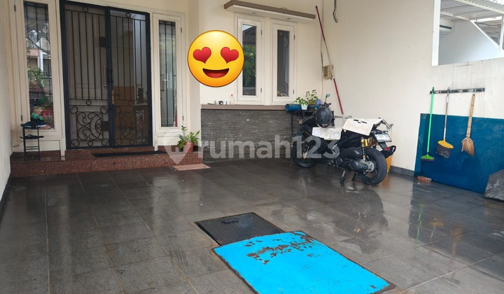 Dijual Rumah 2,5 Lantai