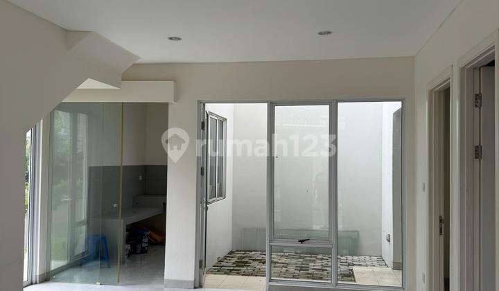 For Sale 2-Story House 2