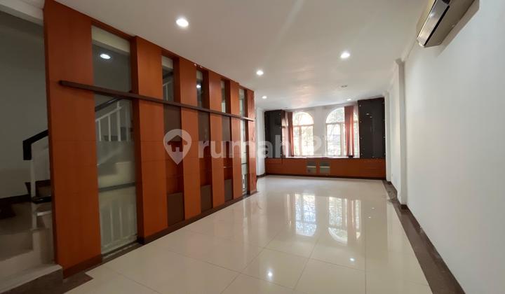 Serious Sale! Cordoba Shop House PIK Ready to Use – Vacant, Negotiable Until Deal. Serious Sale! Cordoba Shop House PIK Ready to Use – Vacant, Negotiable Until Deal.