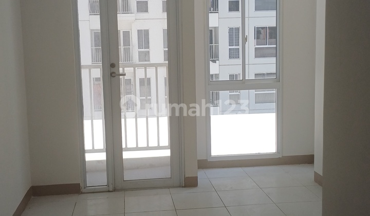 Cheap Studio Rental Tokyo Tower Beppu, Busy Location and Interesting View