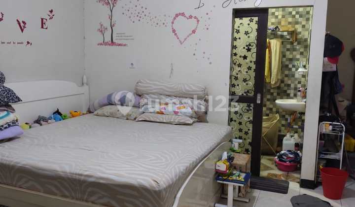 Rumah Daan Mogot Estate – 5 Kamar, Harga 2,1M Langsung Deal Cepat Rumah Daan Mogot Estate – 5 Kamar, Harga 2,1M Langsung Deal Cepat