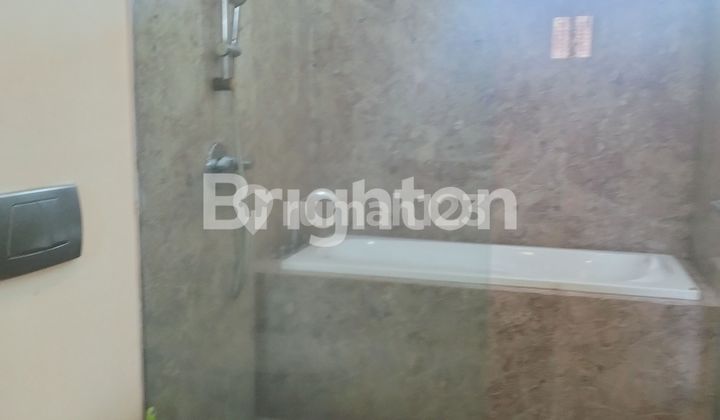 LUXURY FORMER EMBASSY RESIDENCE LUXURY FORMER EMBASSY RESIDENCE