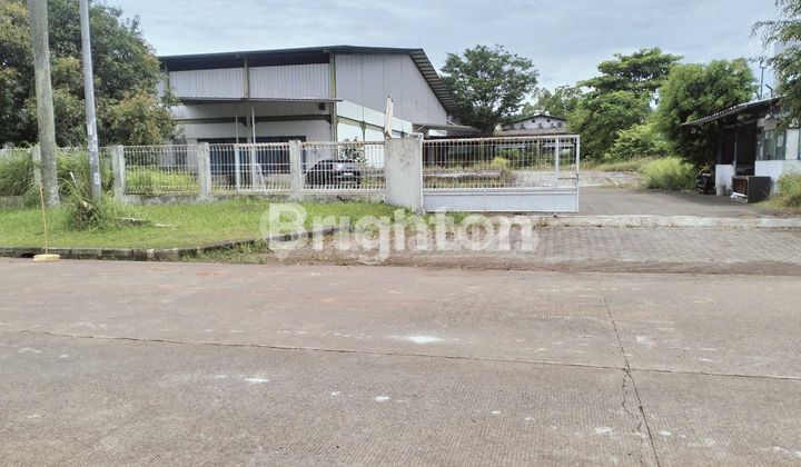 WAREHOUSE EX FACTORY