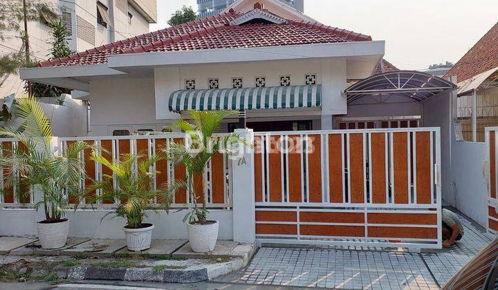 RUMAH CIKINI  MENTENG 1