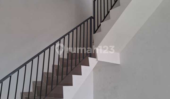 New 2-Story Shop House - For Rent, Jl. Raya Kalimulya 2
