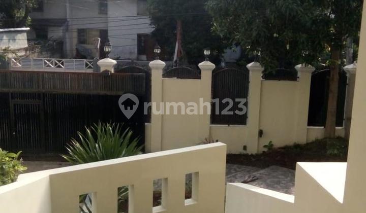 Rumah Cocok Untuk Usaha Kost Di Jakarta Selatan 2